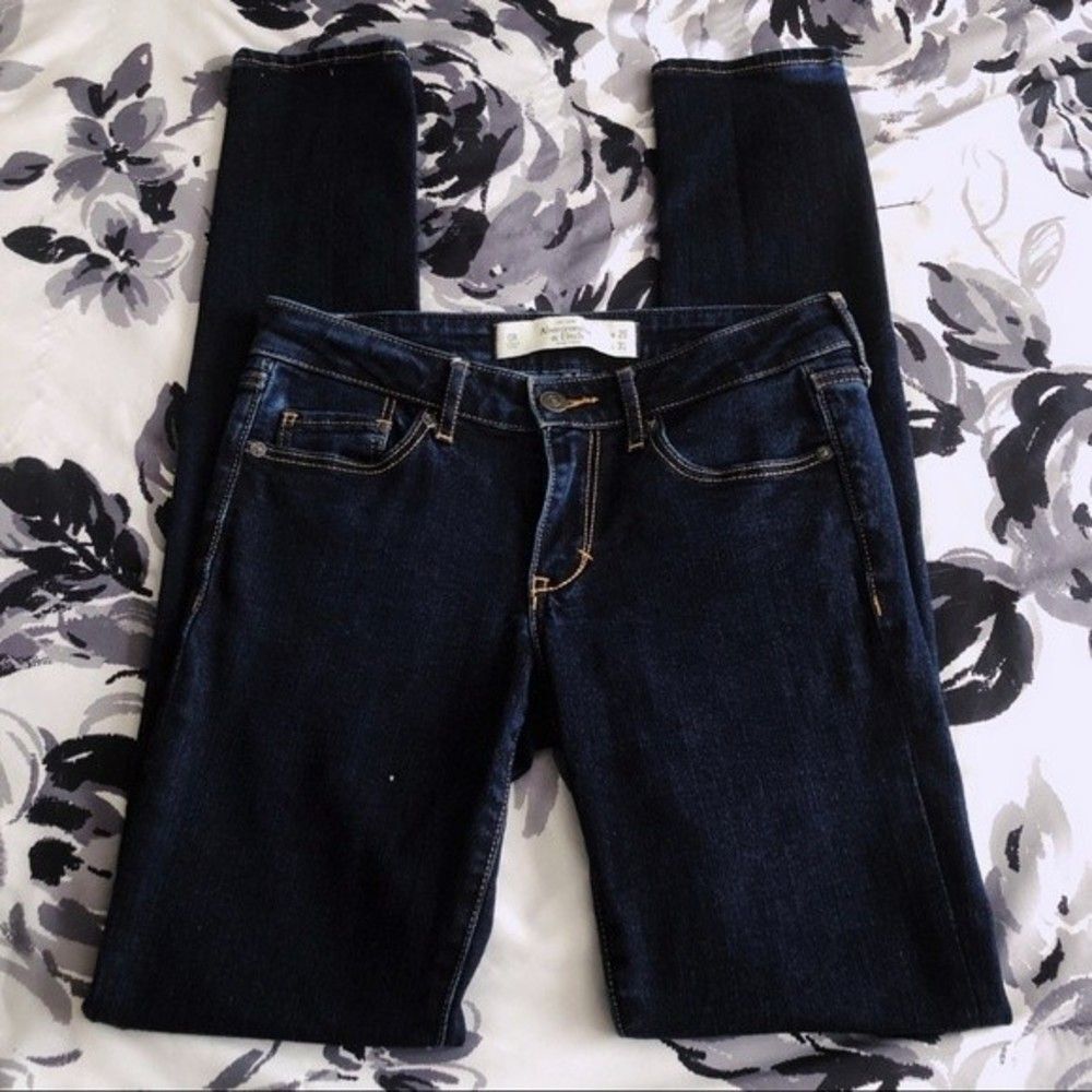 Abercrombie and Fitch Skinny Jeans - Picture 2 of 4